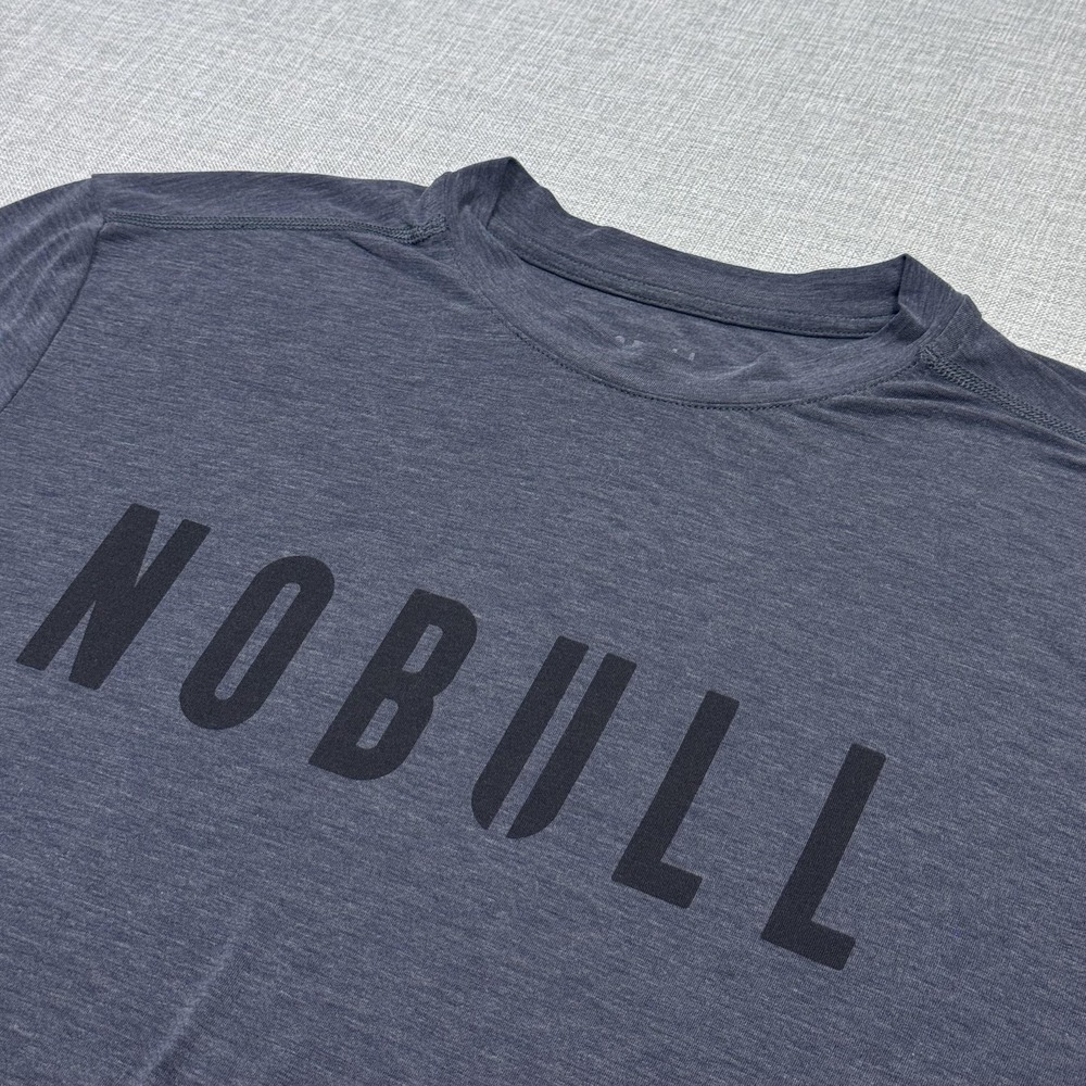 NOBULL T-Shirt Mens Small Gray Short Sleeve Crew Neck Polyester Lyocell Tagless